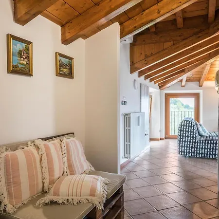 Casa Mandello * Salò