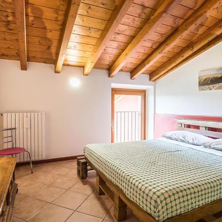 Apartman Casa Mandello *